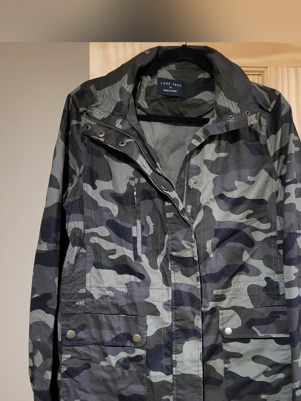 Love Tree Womens -Style Green & Black Camo Utility Jacket Fits Like A XL
